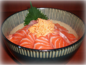 サーモン丼定食